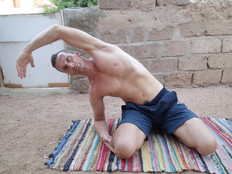 Abdominal and Back Stretch 1b
